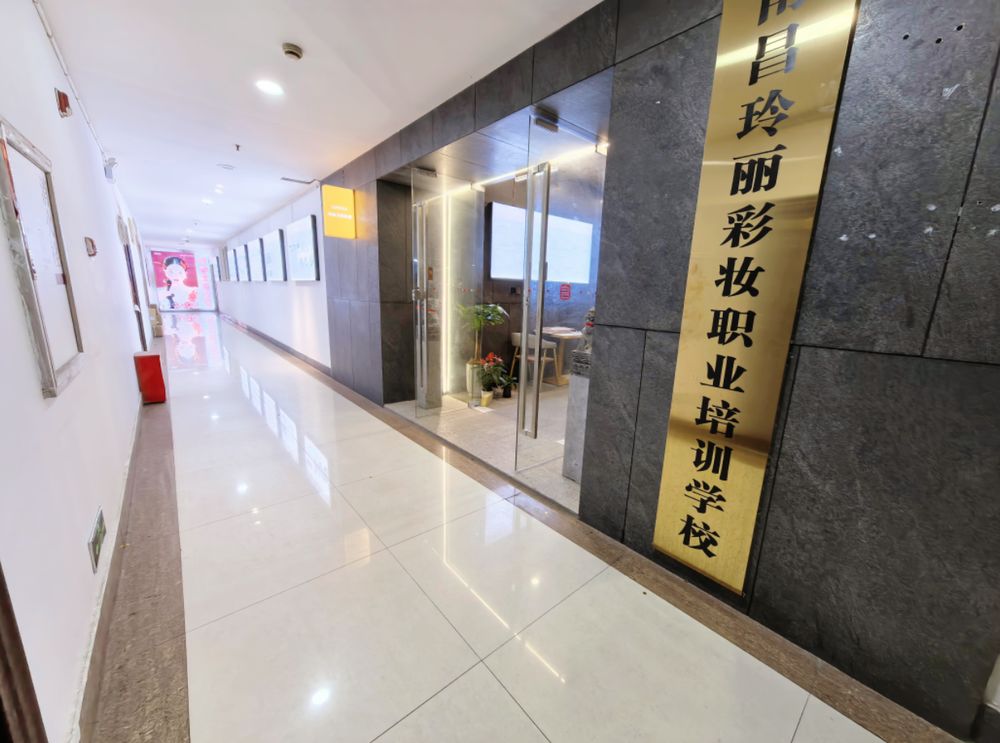 张家界学纹绣好还是学别的?5 个方向岗位说清